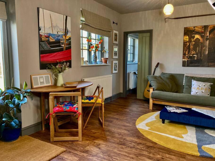 Holiday home The Beekeepers - Homely Luxurious Self Catering *