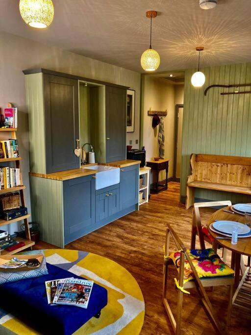 The Beekeepers - Homely Luxurious Self Catering * Diss
