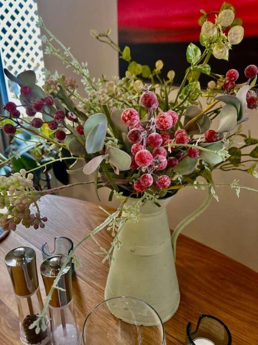 The Beekeepers - Homely Luxurious Self Catering Holiday home Diss