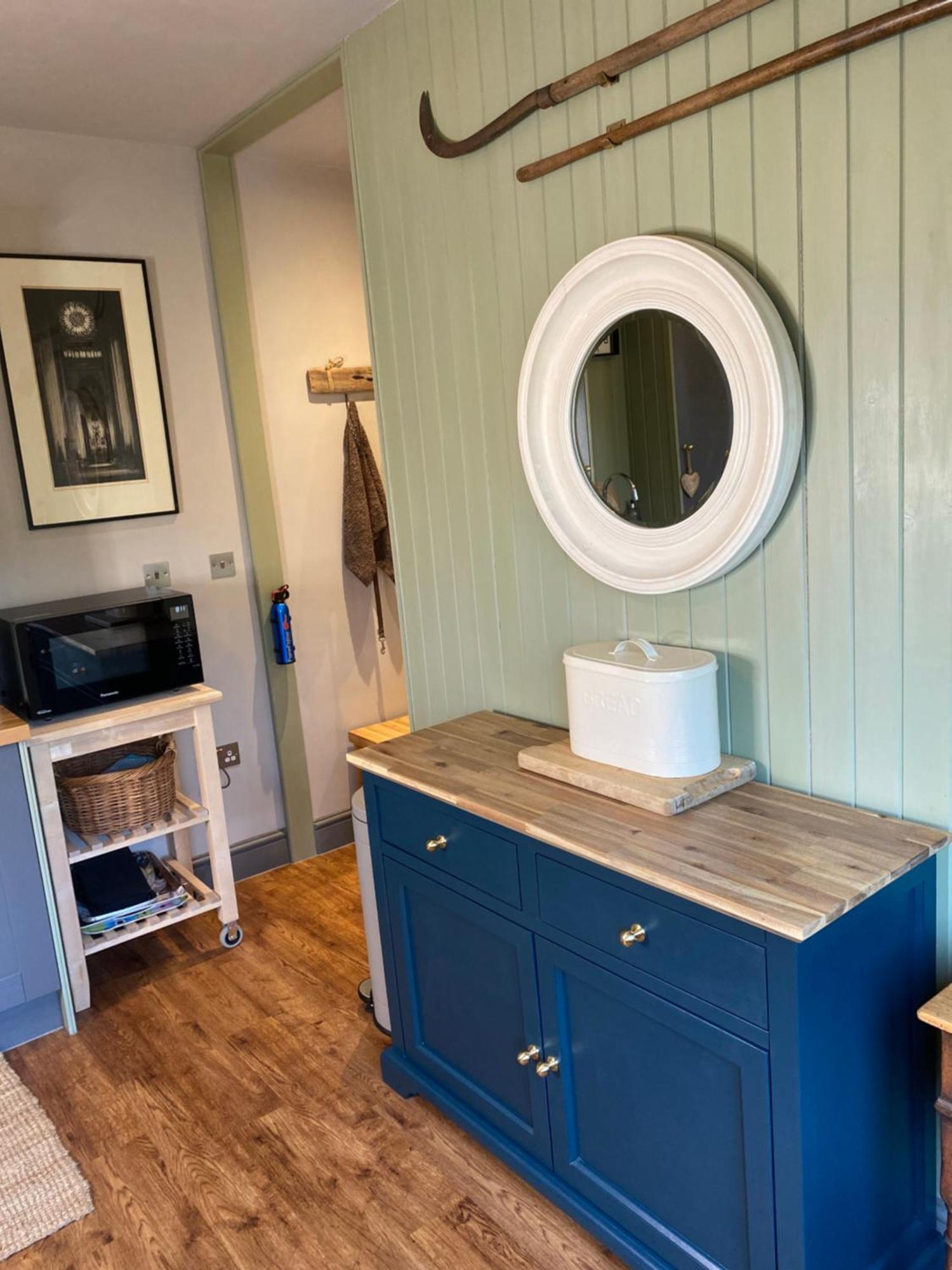 The Beekeepers - Homely Luxurious Self Catering Holiday home Diss